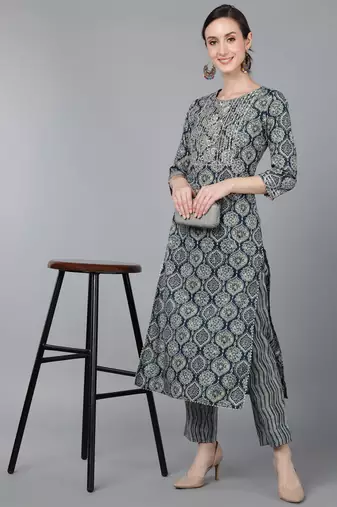 women teal cotton kalamkari embroidered straight kurta