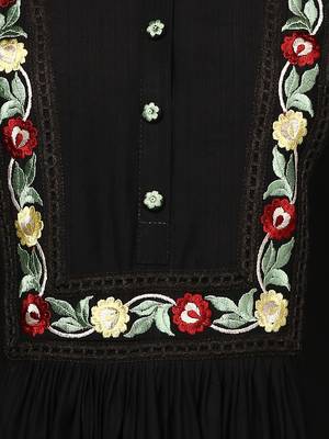 women black viscose rayon solid embroidered a-line kurta 5