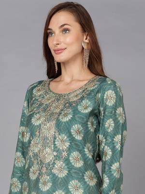 women green silk blend ethnic motifs embroidered straight kurta 2