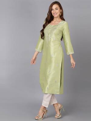 women lime green silk blend solid embroidered straight kurta 3
