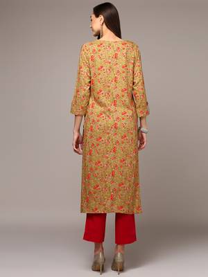 women green viscose rayon floral printed straight kurta 3