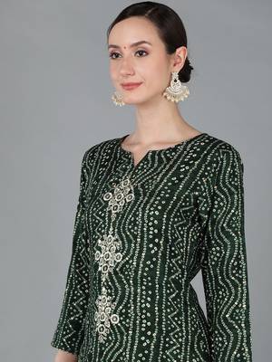 women green viscose rayon bandhani embroidered straight kurta 2