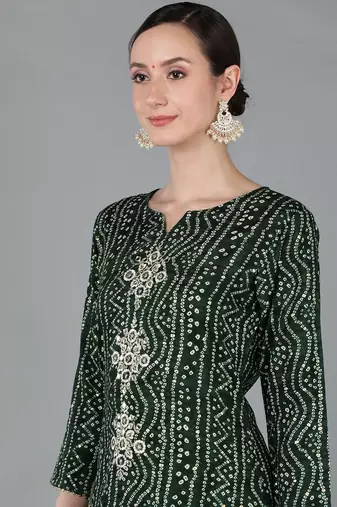 women green viscose rayon bandhani embroidered straight kurta