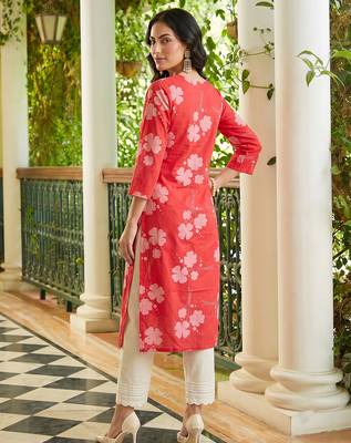 women coral cotton floral printed straight kurta 4