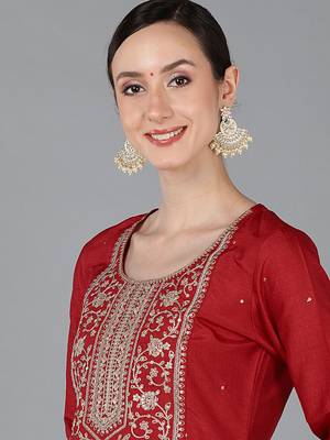 women red chanderi silk solid embroidered straight kurta 2