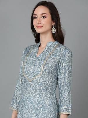 women blue silk blend abstract printed straight kurta 2