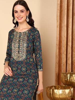 women blue viscose rayon bandhani embroidered straight kurta 2
