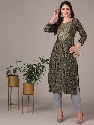women green silk blend ethnic motifs embroidered straight kurta 1