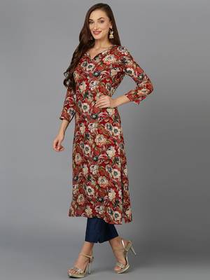 women maroon cotton blend floral printed straight kurta 3