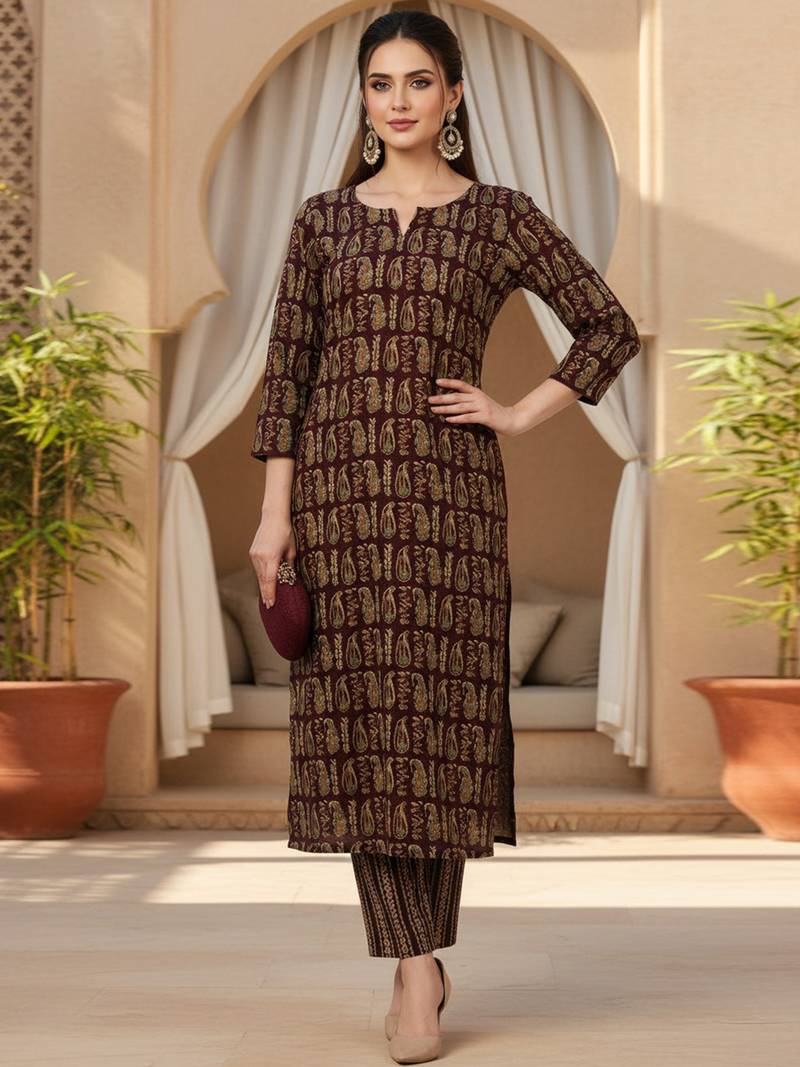 women maroon cotton paisley printed straight kurta