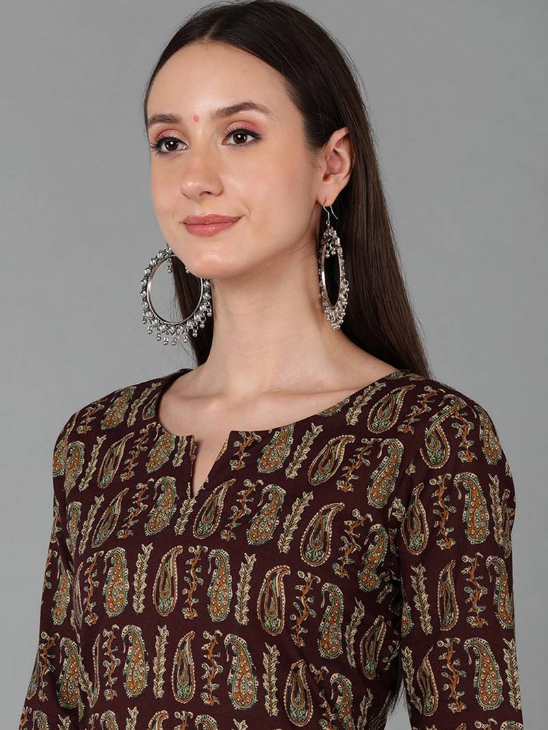women maroon cotton paisley printed straight kurta