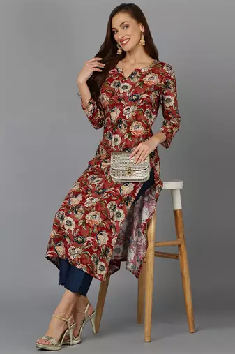 women maroon cotton blend floral printed straight kurta