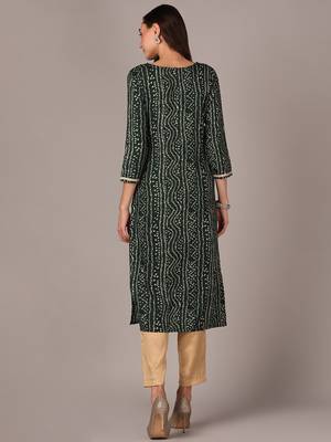 women green viscose rayon bandhani embroidered straight kurta 3