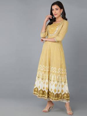 women yellow cotton blend ethnic motifs embroidered anarkali kurta 3