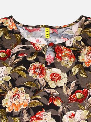 women black cotton blend floral printed straight kurta 2