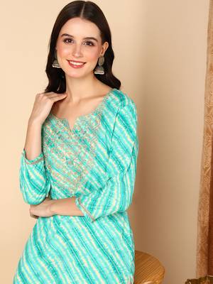 women sea green viscose rayon leheriya embroidered straight kurta 2