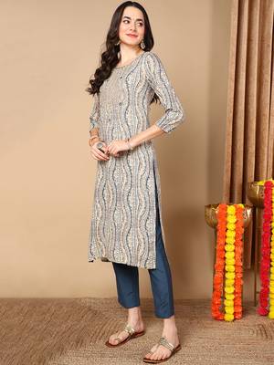 women beige viscose rayon abstract embroidered straight kurta 3