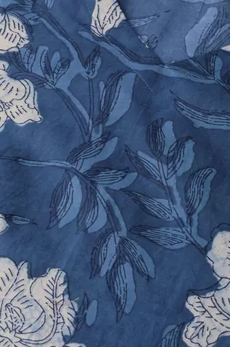 women blue rayon blend floral printed straight kurta