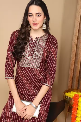 women burgundy viscose rayon leheriya embroidered straight kurta