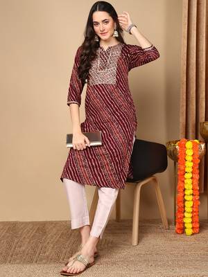 women burgundy viscose rayon leheriya embroidered straight kurta 3
