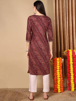 women burgundy viscose rayon leheriya embroidered straight kurta 4