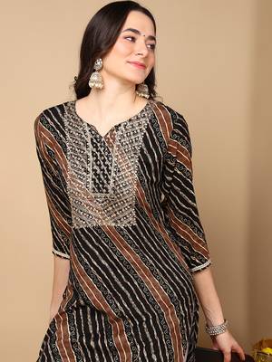 women black viscose rayon leheriya embroidered straight kurta 2