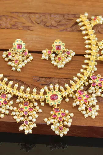 Designer gold plated real kempu guttha pusalu necklace set