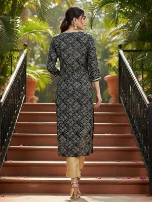 women black viscose rayon bandhani embroidered straight kurta 3