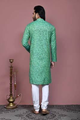 Green printed cotton kurta pajama 3