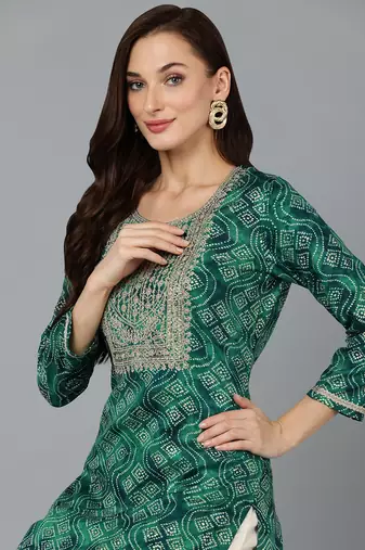 women green viscose rayon bandhani embroidered straight kurta