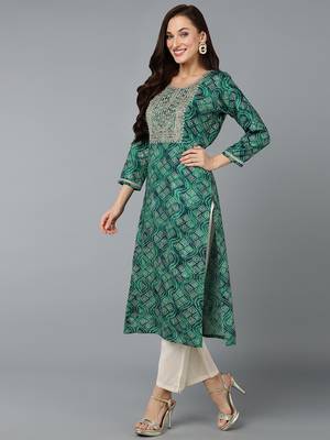 women green viscose rayon bandhani embroidered straight kurta 3