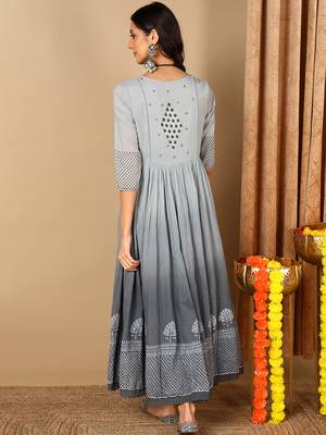 women grey cotton ethnic motifs printed anarkali kurta 4