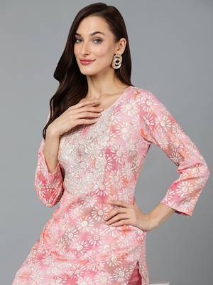 women pink viscose rayon floral embroidered straight kurta 2