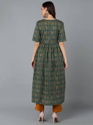 women green cotton paisley printed a-line kurta 4