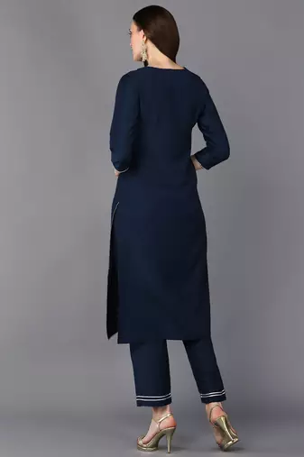 women navy blue silk blend solid embroidered straight kurta