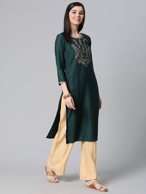women green viscose rayon solid embroidered straight kurta 5