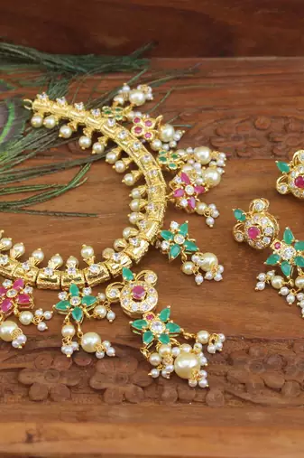 Designer gold plated real kempu guttha pusalu necklace set