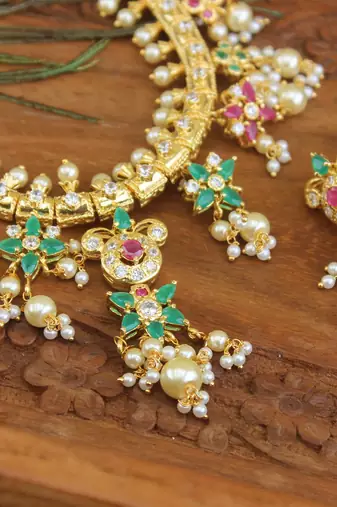 Designer gold plated real kempu guttha pusalu necklace set