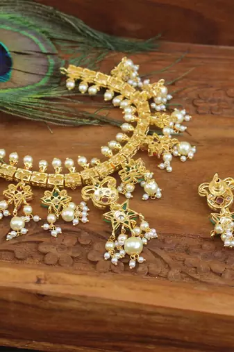 Designer gold plated real kempu guttha pusalu necklace set