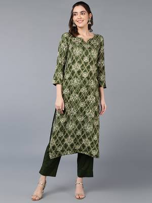 women green viscose rayon ethnic motifs printed straight kurta 1