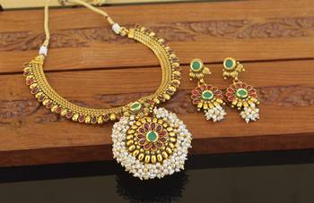 Designer gold plated kempu necklace set 1