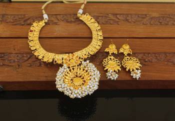 Designer gold plated kempu necklace set 5