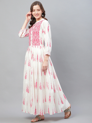 women white cotton floral printed a-line kurta 3
