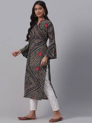 women charcoal grey cotton bandhani printed straight kurta 3