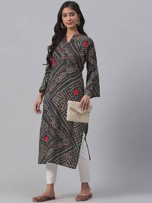 women charcoal grey cotton bandhani printed straight kurta 5