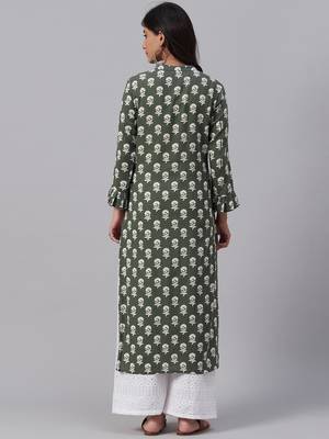 women green cotton floral printed straight kurta 4