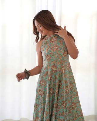 blue floral print kurta afgani salwar set 4