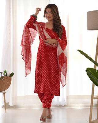 Red block kurta afgani salwar set with dupatta 1