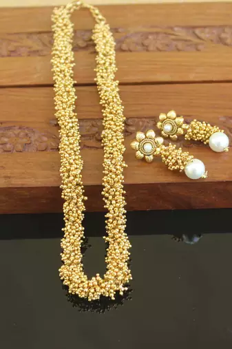 Designer gold plated necklace set