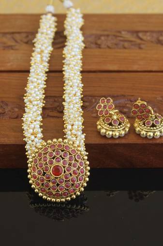 Designer gold plated pearl necklace set